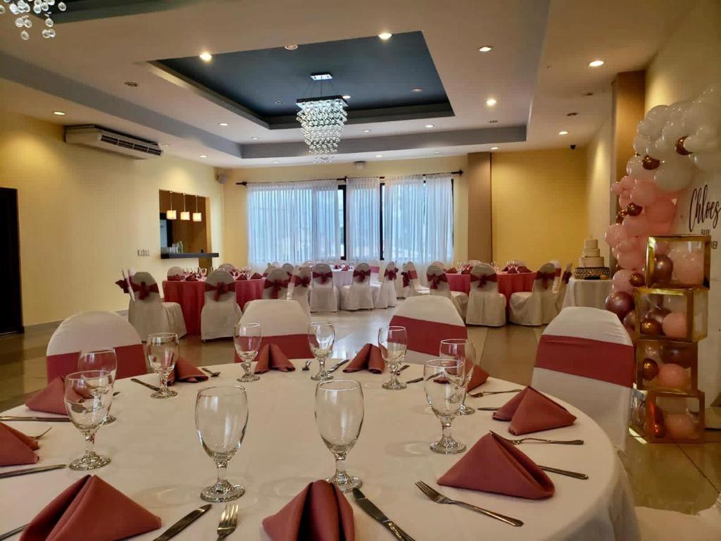 Hotel Primavera Boutique Сан-Педро-Сула Экстерьер фото